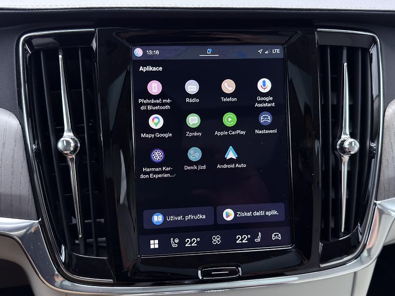 Volvo V90 T8 AWD ULTRA *VZDUCH* + kola - fotka 38 z 60