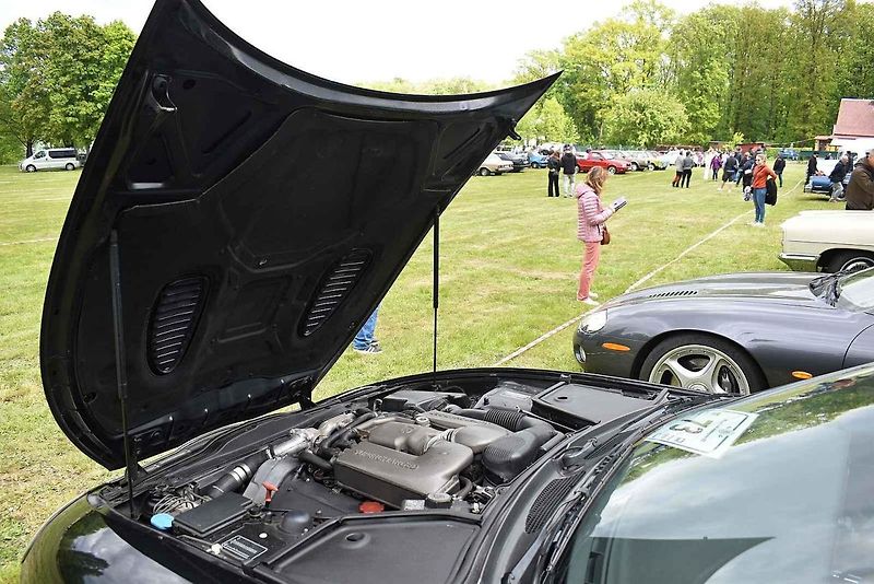 Ve Varnsdorfu se potkali majitelé několika desítek automobilových veteránů.