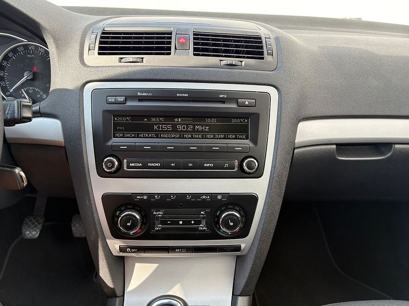 Škoda Octavia 1.6TDI, 77kW, A.Klima, Tažné - fotka 10 z 26
