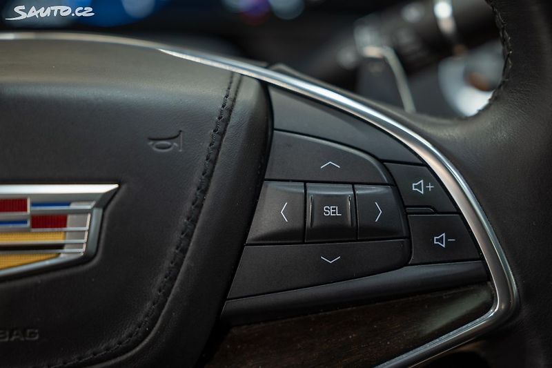 Cadillac CT6 3.0 TT 307 kW 4x4 - fotka 16 z 31