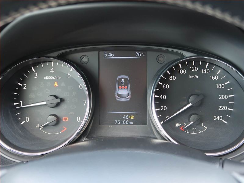 Nissan Qashqai (2016) 1.2 DIG-T, Serv.kniha, Navi - fotka 11 z 17
