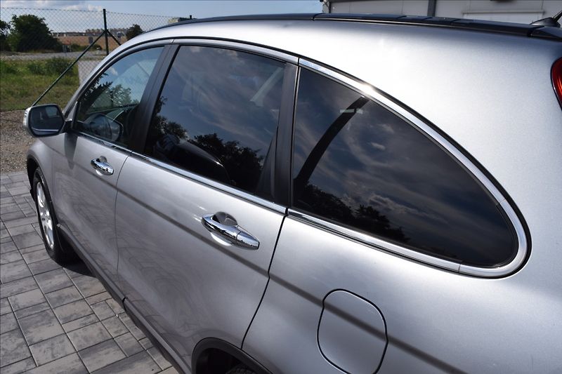Honda CR-V 2,0 I 110KW 4X4 TAŽNÉ TOP! - fotka 11 z 51