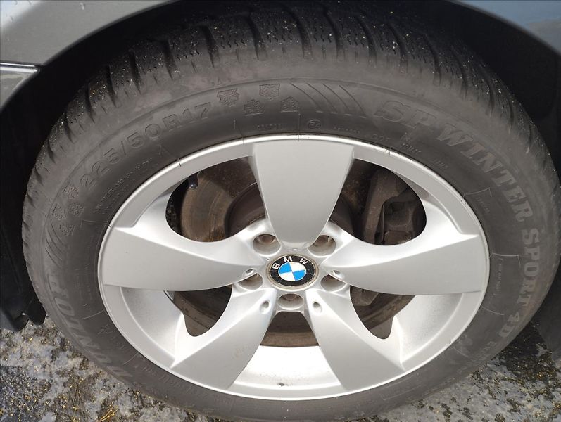 BMW Řada 5 D 170KW   3,0 - fotka 17 z 19