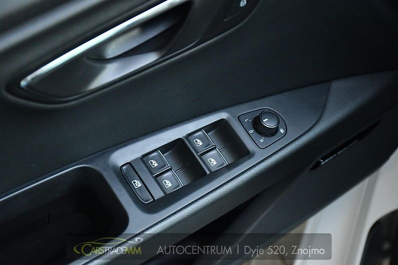 Seat Leon 1.8TSi Xcellence LED - fotka 26 z 57