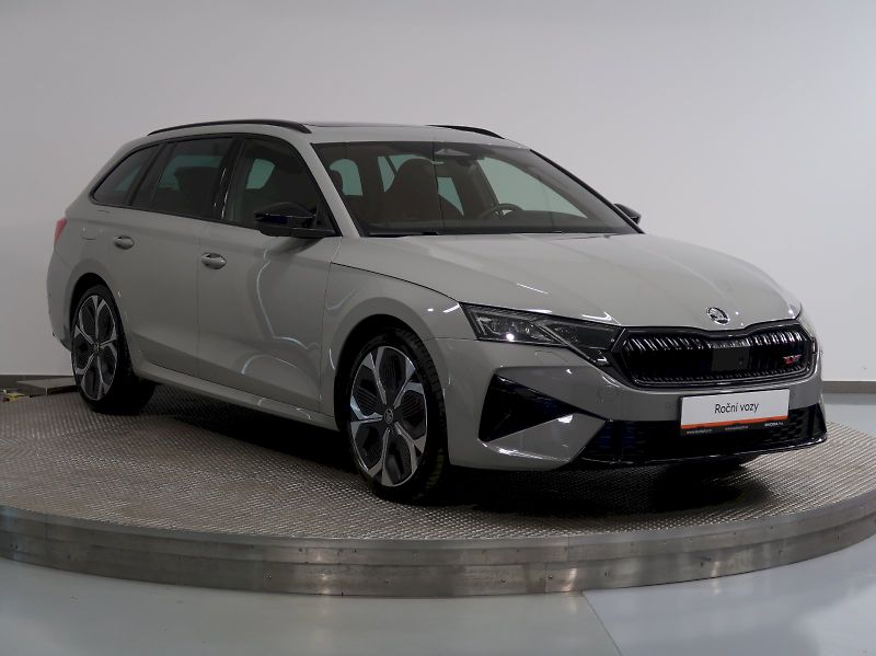 Škoda Octavia (2026) RS 2.0TSI 195KW DSG TAŽNÉ WEBA - fotka 6 z 48