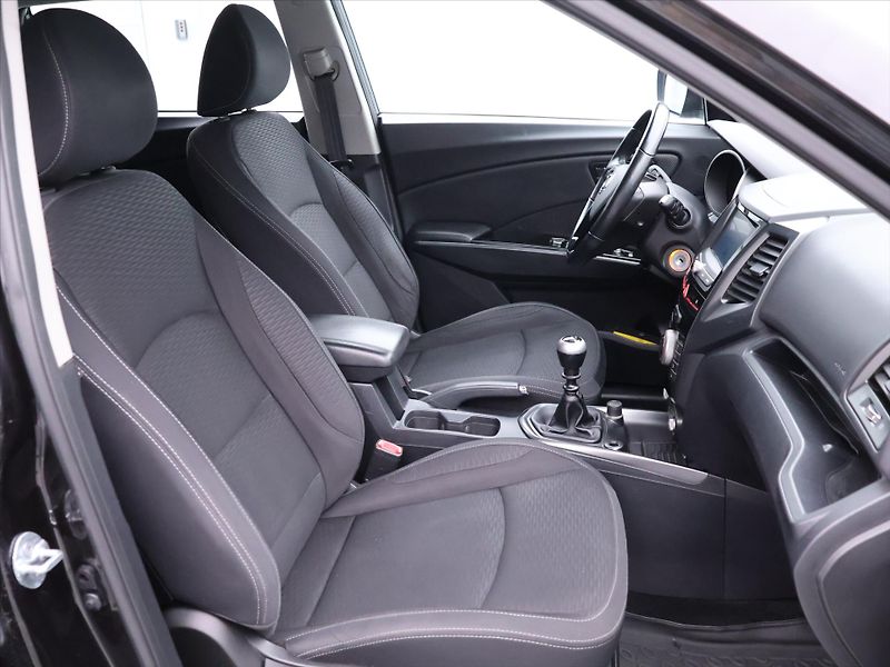 SsangYong XLV 1,6 e-XDi 85kW Klima 1.Maj - fotka 12 z 31
