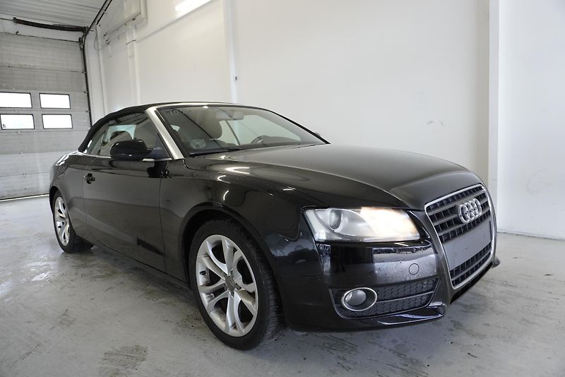 Audi A5 (2009) 2,0 TFSI KABRIO AUTOMAT - fotka 3 z 25