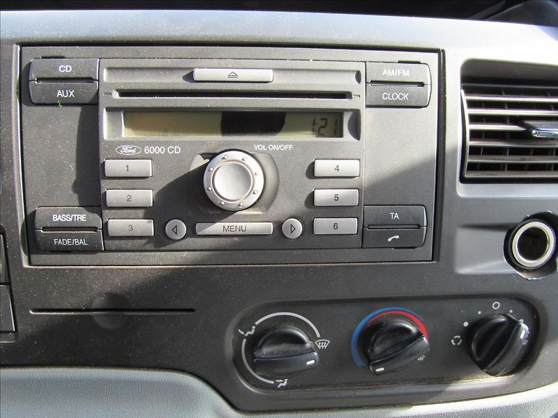 Ford Transit 2,2 TDCi Skříň 1.majitel - fotka 14 z 22