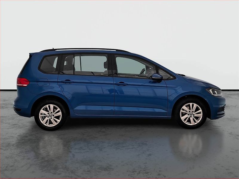 Volkswagen Touran (2022) Comfortline 2.0 TDI - fotka 6 z 17