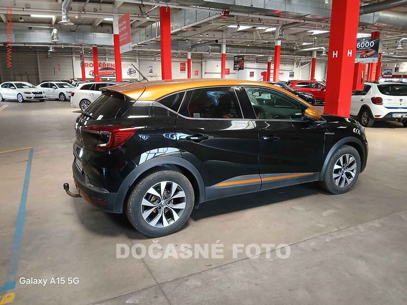 Renault Captur (2020) 1.5 DCi - fotka 2 z 3