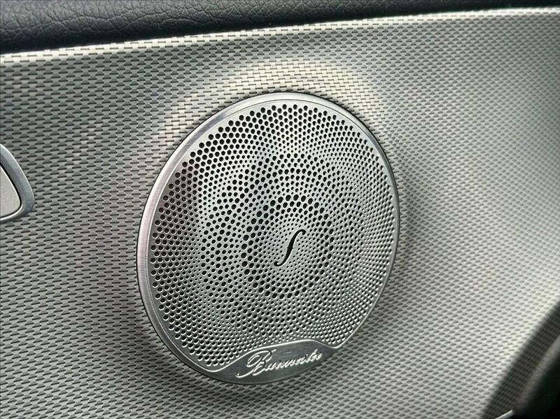 Mercedes-Benz Třídy E 220D TOP STAV 143kW   2,0 - fotka 9 z 14