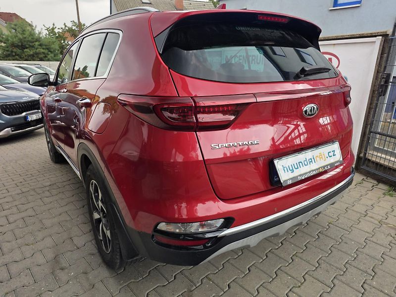 Kia Sportage (2020) 1.6-1.MAJITEL-NÍZKÉ KM-ZÁRUKA - fotka 8 z 14