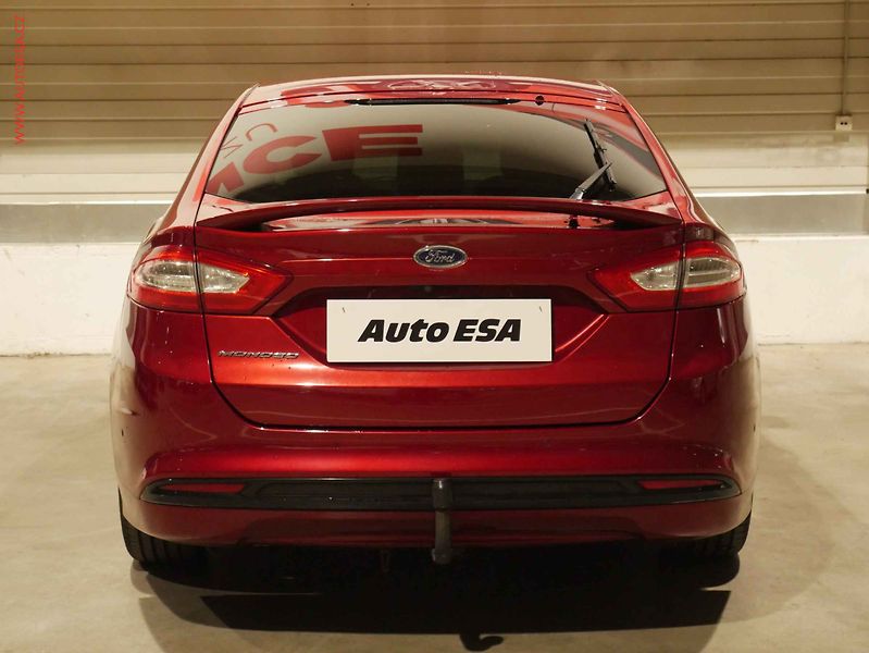 Ford Mondeo (2017) 2.0 TDCi, 2.maj, LED, navi - fotka 5 z 22