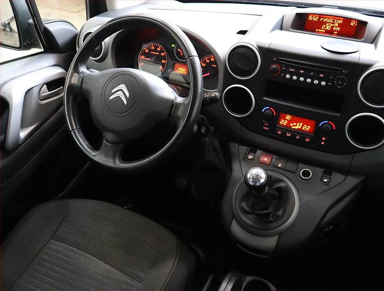 Citroën Berlingo (2015) XTR 1.6 BlueHDi, 5Míst, ČR - fotka 7 z 15