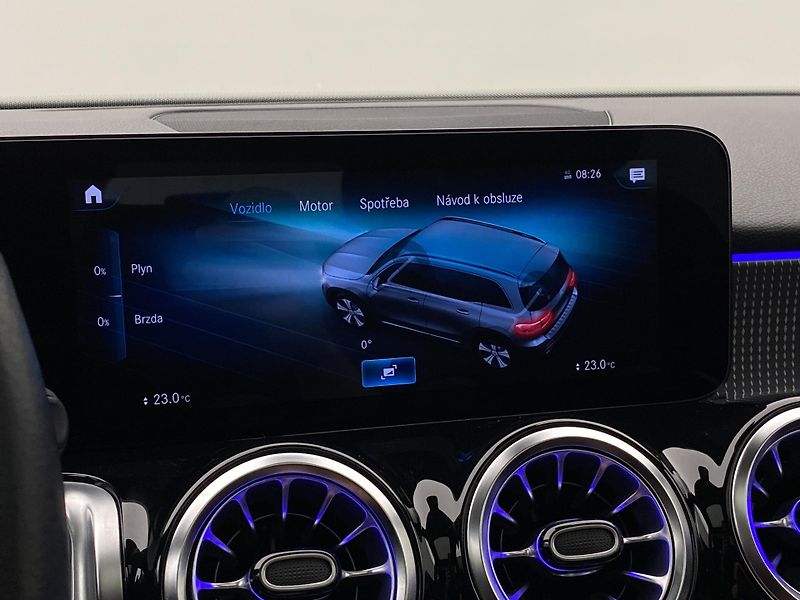 Mercedes-Benz GLB 200d 4MATIC AUT CZ 7míst - fotka 50 z 60