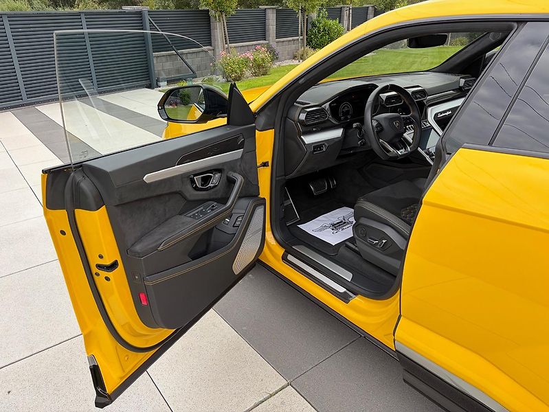 Lamborghini Urus (2019) 4.0 - V8 - KERAMIKY  - fotka 21 z 43