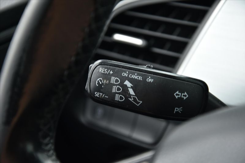 Škoda Fabia 1.2TSi 1.MAJITEL DPH ČR - fotka 14 z 19