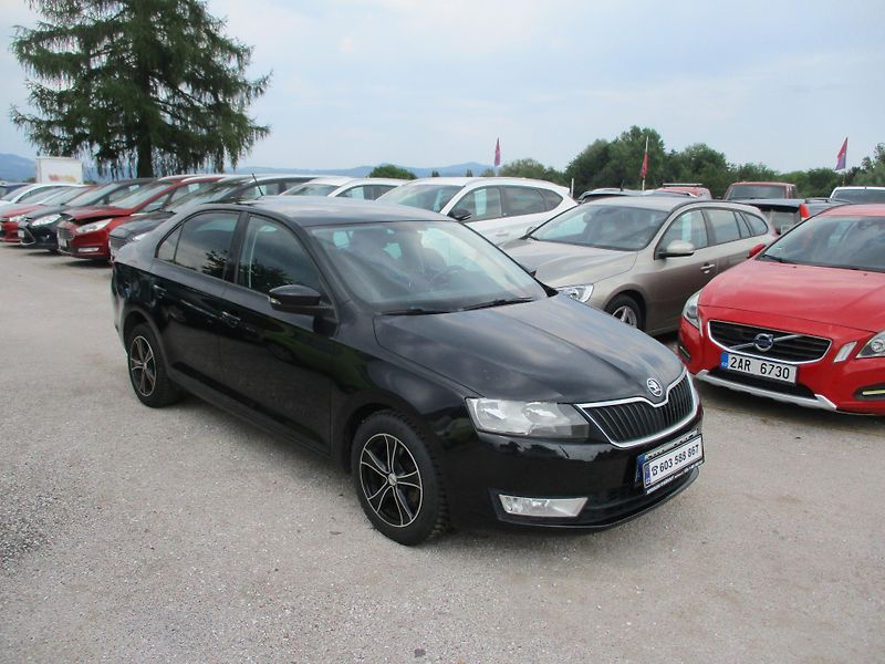 Škoda Rapid (2015) 1,6 TDi - fotka 2 z 12