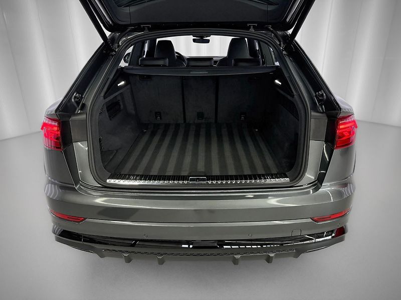 Audi Q8 50TDI QUATTRO S-LINE, WEBASTO, - fotka 37 z 38
