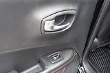 Jeep Compass (2019) LIMITED 2.0 CRD, 4x4 - náhled 37