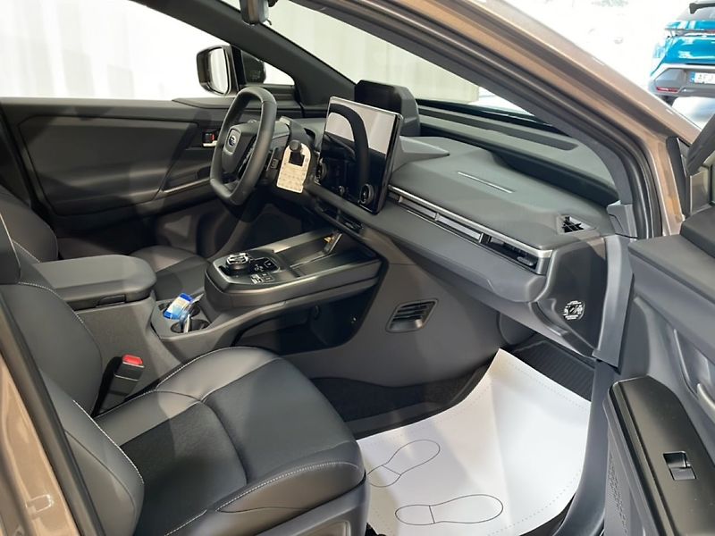 Subaru E-Outback 74.7 kWh AWD Touring H/K Venti - fotka 8 z 17