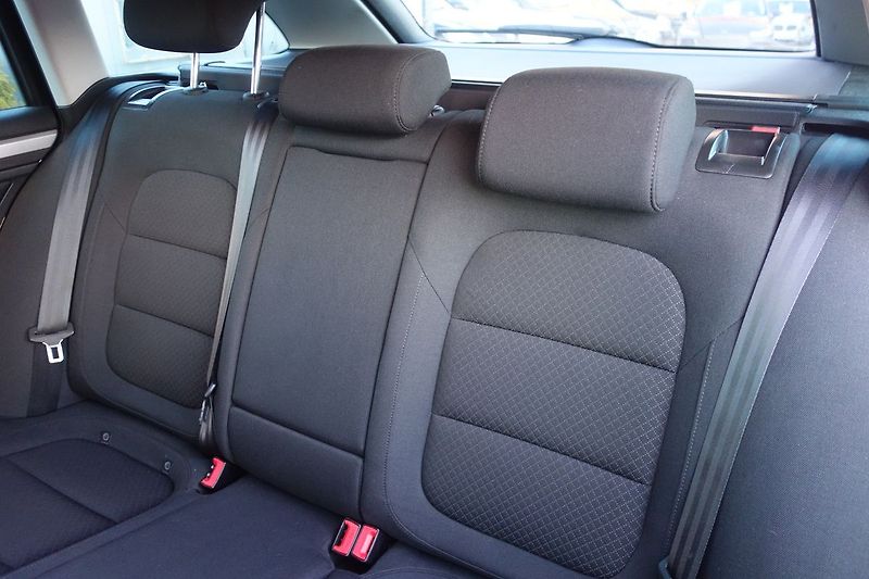 Škoda Superb 2,0TDi 125kW DSG! 2 x ALU kola - fotka 28 z 31