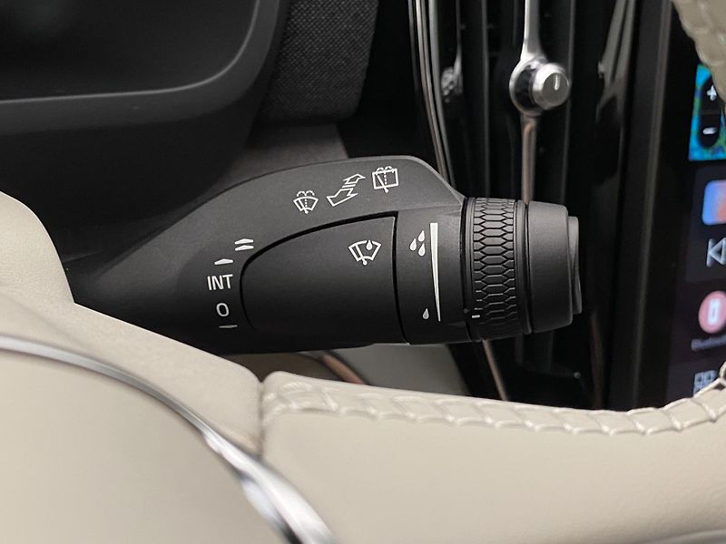 Volvo XC90 (2026) T8 AWD Plug-in BRIGHT PLUS 7m - fotka 33 z 68