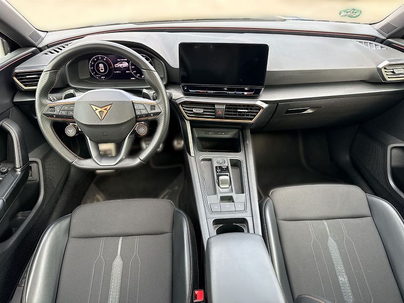 Cupra Leon (2021) SP 2.0 TSI 4Drive DSG VZ - fotka 5 z 30
