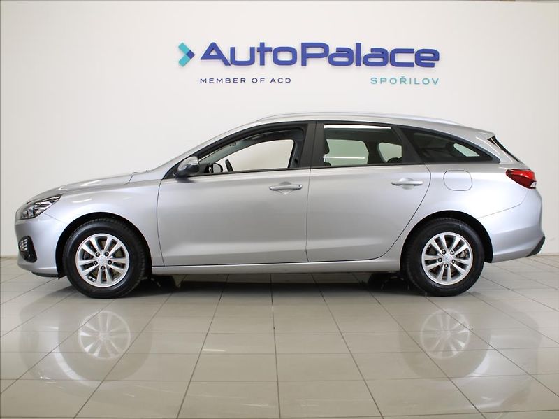 Hyundai i30 1,0 T-GDi 88kW 37tkm.Záruka ČR - fotka 5 z 23