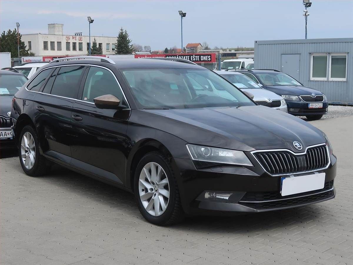 Škoda Superb 2.0 TDI, Automat, Navi