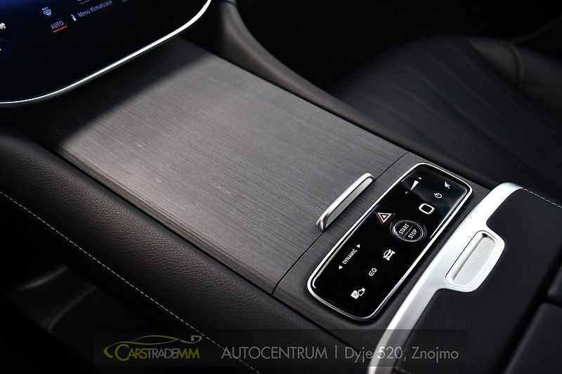 Mercedes-Benz EQE 500 4M PANOR HYPERSCREEN - fotka 37 z 62
