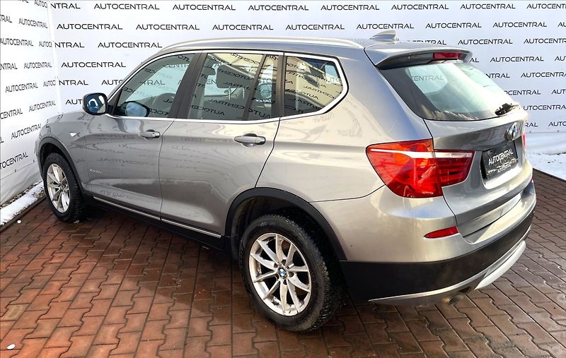 BMW X3 2,0 D XDrive,135kW,STK 1/28,se - fotka 6 z 24