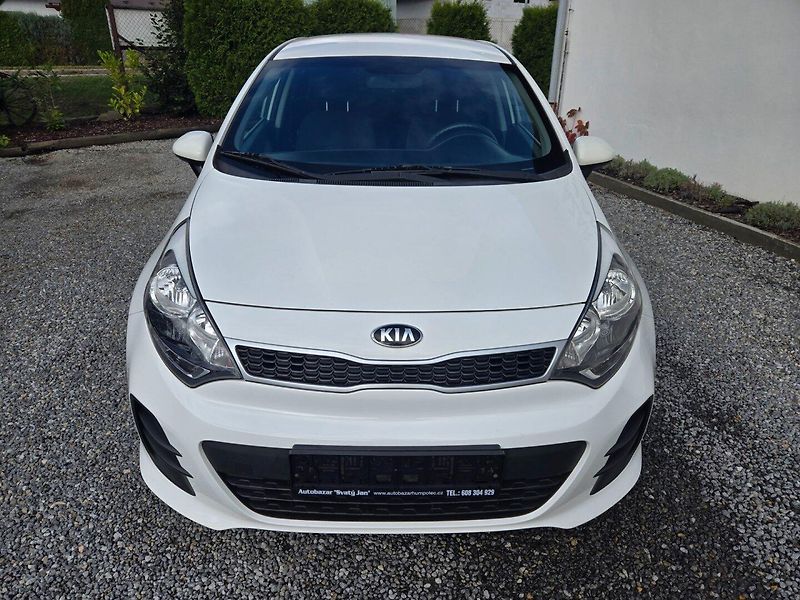Kia Rio (2015) 1.2 i Zimáky,Serviska - fotka 8 z 25