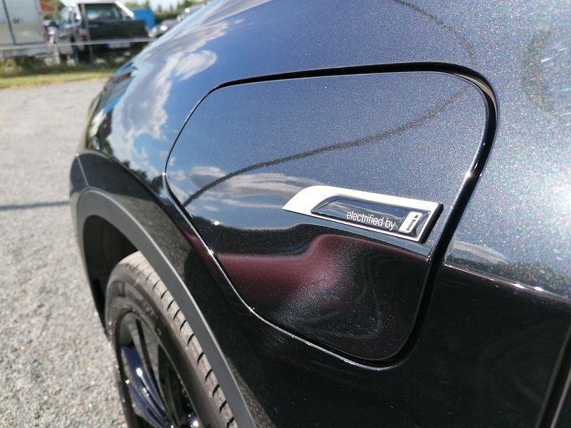 BMW X1 (2022) xDrive25e PHEV 162kW Plug in - fotka 40 z 43