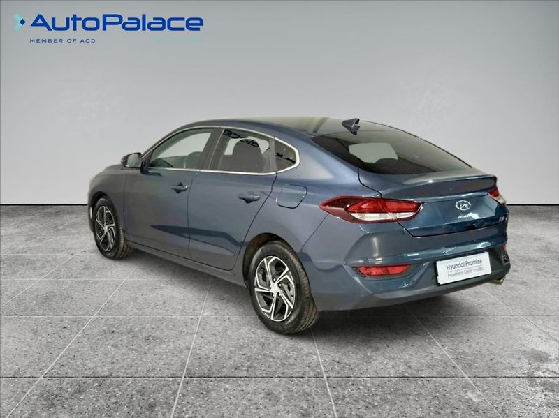 Hyundai i30 1,0 T-GDI SMART AT - fotka 6 z 19