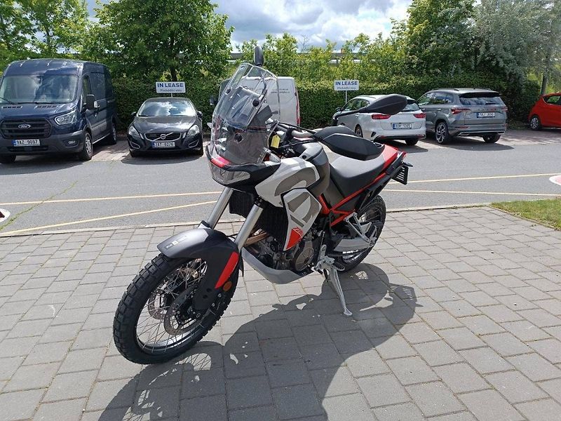 Aprilia Tuareg 660 (2026) Hailstorm White 2025 E5+ (slev - fotka 3 z 8