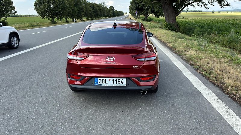 Hyundai i30 (2024) Fastback - fotka 2 z 21