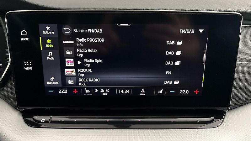 Škoda Octavia 2.0 TDI DSG Style Combi - fotka 11 z 26