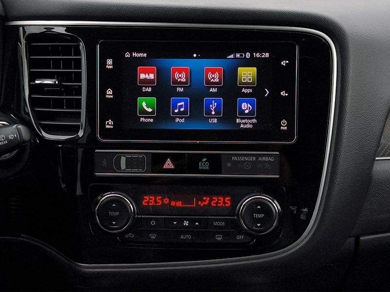 Mitsubishi Outlander (2019) INSTYLE+ 2.0 MIVEC 110kW, A/T, - fotka 18 z 29
