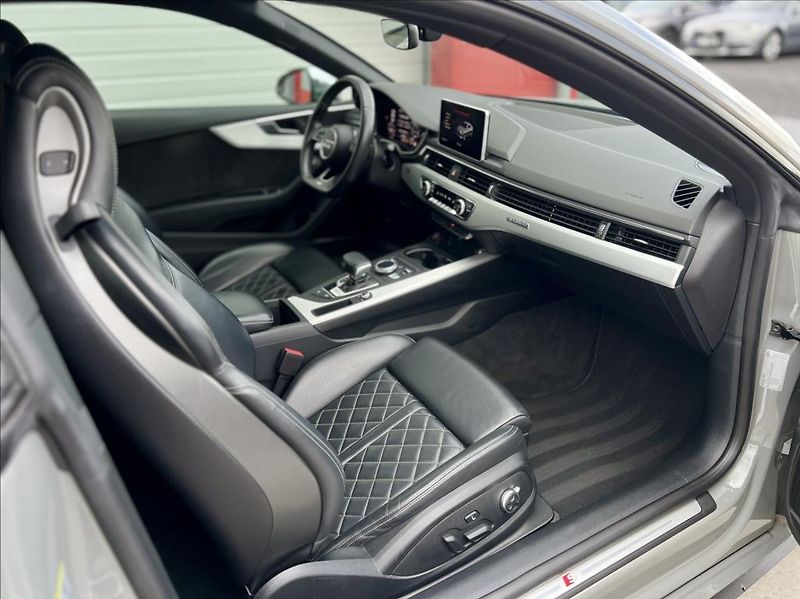 Audi S5 3,0 TDi QUATTRO / LED / MASÁŽE - fotka 17 z 49