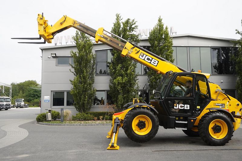 JCB (2019) 540-140 telescopic loader  - fotka 2 z 24