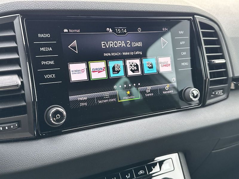 Škoda Karoq (2025) 2.0 TDI 4x4 DSG Sportline - fotka 20 z 36