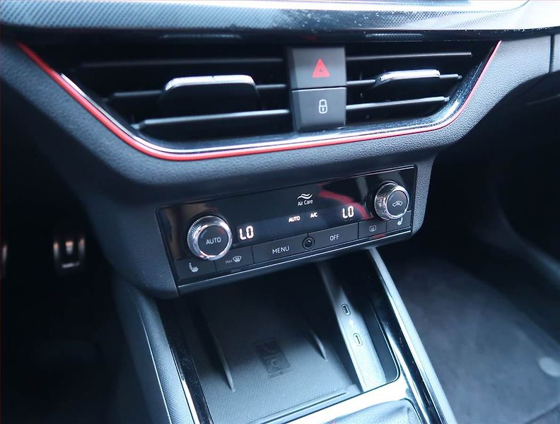 Škoda Scala (2022) Monte Carlo 1.0 TSI - fotka 16 z 21