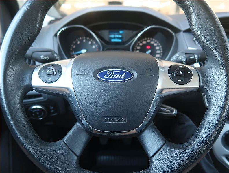 Ford Focus (2014) 1.0 EcoBoost, Serv.kniha - fotka 14 z 15