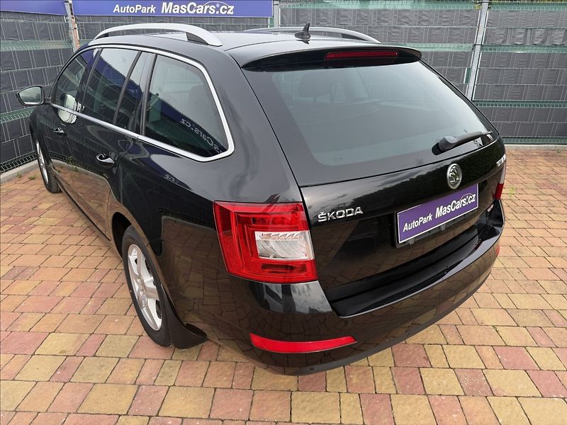 Škoda Octavia III 1.6 TDI Elegance 4x4 - fotka 7 z 19