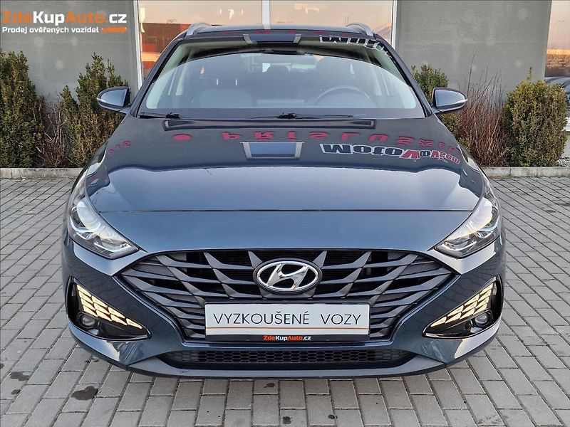 Hyundai i30 1.6CRDi Comfort,ČR,1.Majitel - fotka 4 z 50