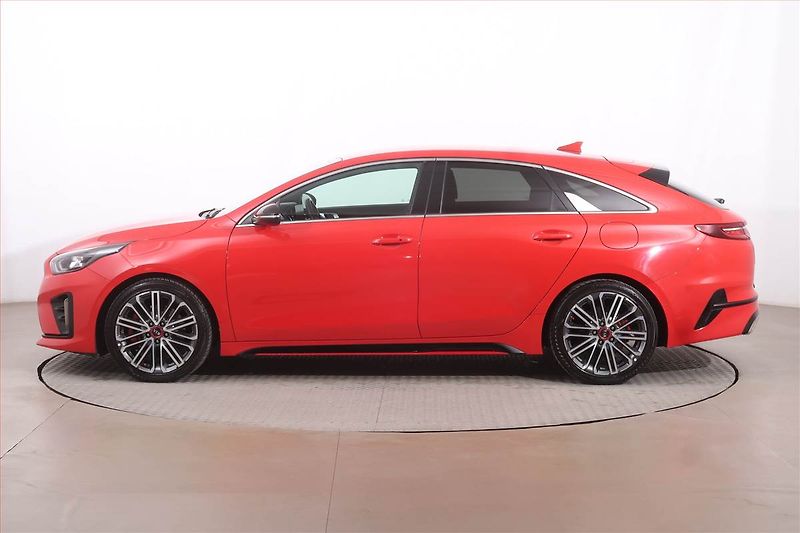 Kia Pro_Ceed (2019) GT 1.6 T-GDI, Automat - fotka 3 z 25
