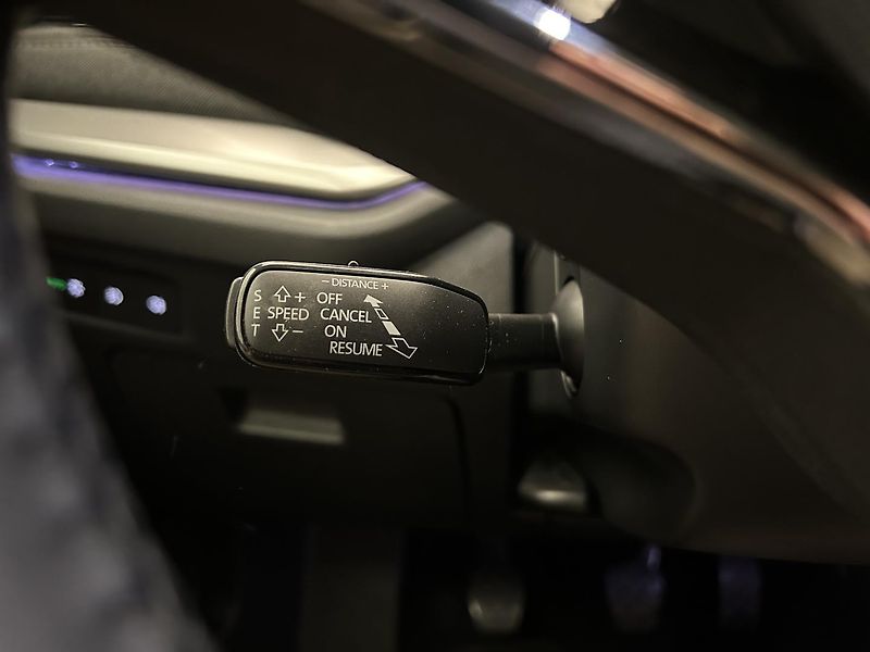 Škoda Octavia 2.0 TDI Style Plus - fotka 9 z 26