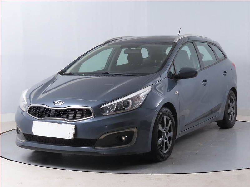 Kia Ceed (2016) 1.6 CRDi, Tempomat - fotka 2 z 14