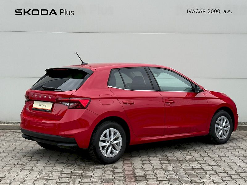 Škoda Fabia (2025) 1.0 TSI 70 kW TopSelection - fotka 2 z 22